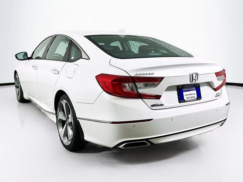 Used 2019 Honda Accord Touring image 6