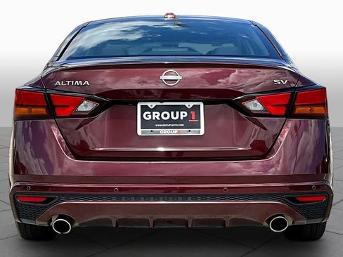 Used 2024 Nissan Altima 2.5 SV w/ SV Premium Package image 5