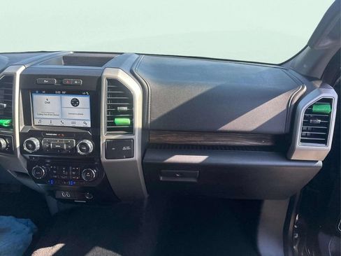 Used 2018 Ford F150 Lariat AWD/4WD image 10