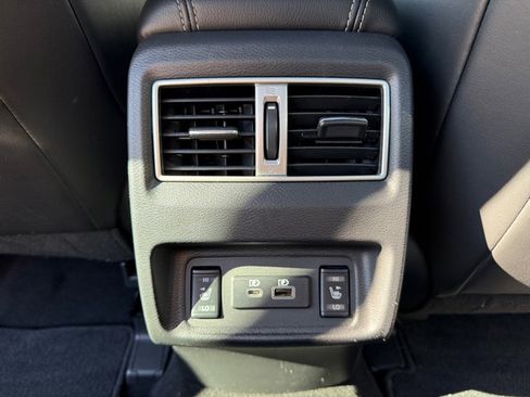 Used 2023 Nissan Maxima Platinum w/ Sport Mat Group image 18