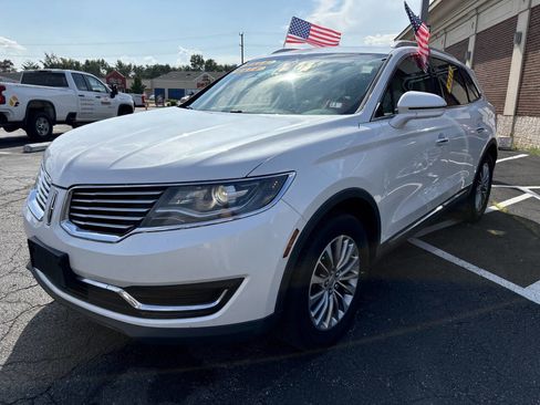 Used 2016 Lincoln MKX Select w/ Select Plus Package AWD/4WD image 8