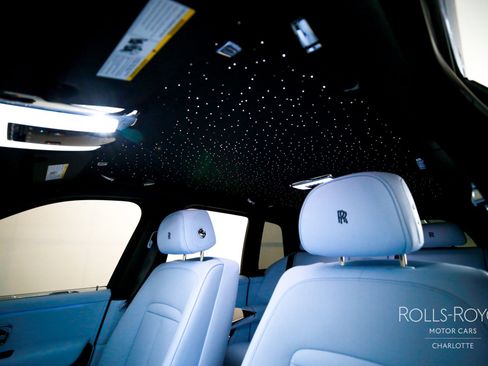 New 2027 Rolls-Royce Cullinan Black Badge AWD/4WD image 12