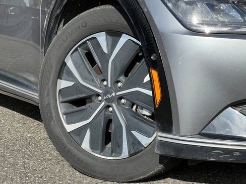 Certified 2024 Kia EV6 Wind w/ Wind Technology Package image 2