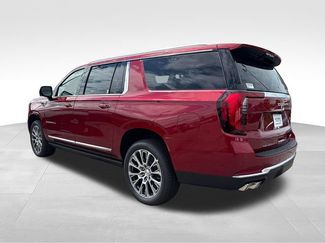 New 2026 GMC Yukon XL Denali w/ Denali Reserve Package AWD/4WD video 3