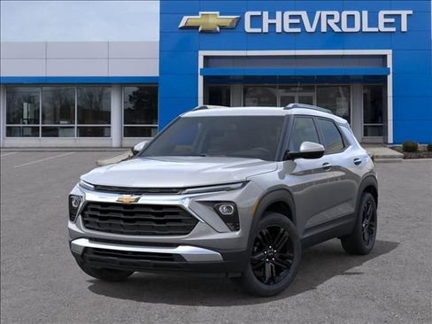 New 2026 Chevrolet TrailBlazer LT w/ Convenience Package FWD image 6