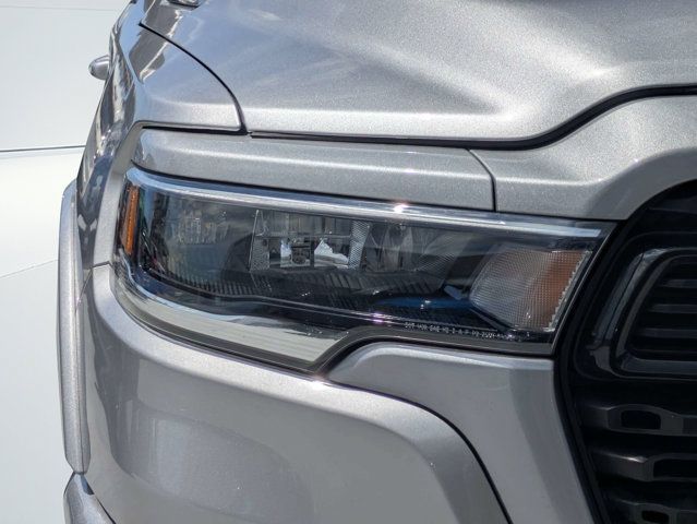 Used 2025 RAM 1500 Big Horn AWD/4WD image 9