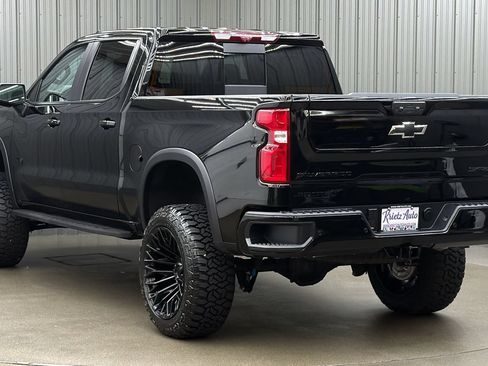 Used 2026 Chevrolet Silverado 1500 ZR2 w/ Dark Appearance Package AWD/4WD image 3