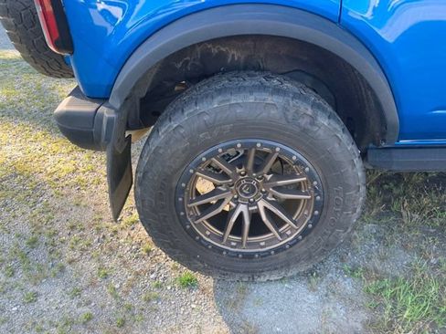 Used 2024 Ford Bronco Badlands AWD/4WD image 10