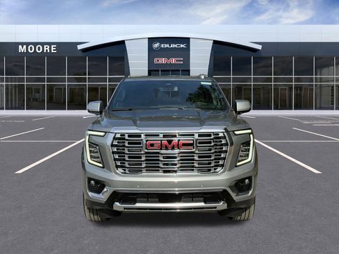 New 2026 GMC Yukon Denali w/ Sun & Power Step Package image 8