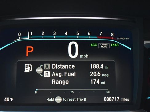 Used 2020 Honda Pilot Touring image 7