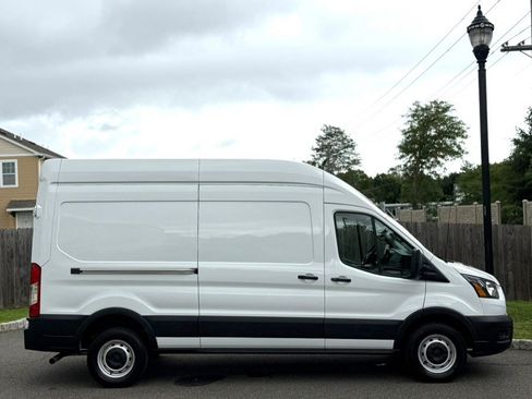 Used 2023 Ford Transit 250 148 High Roof w/ Load Area Protection Package RWD image 3