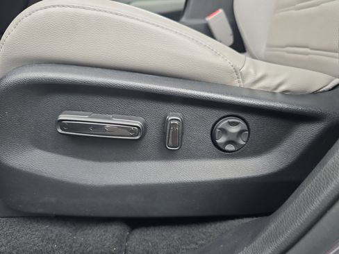 Used 2022 Honda CR-V EX-L image 15