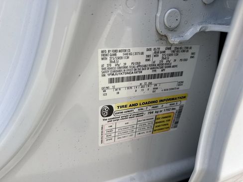 Used 2022 Ford Expedition Limited image 61