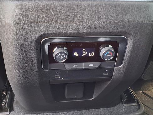 New 2026 Chevrolet Tahoe LS image 14