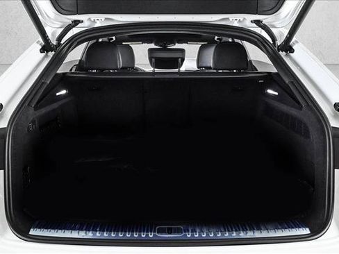 New 2026 Audi Q8 Premium Plus image 6