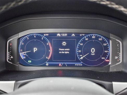 Used 2021 Volkswagen Atlas SEL Premium image 22