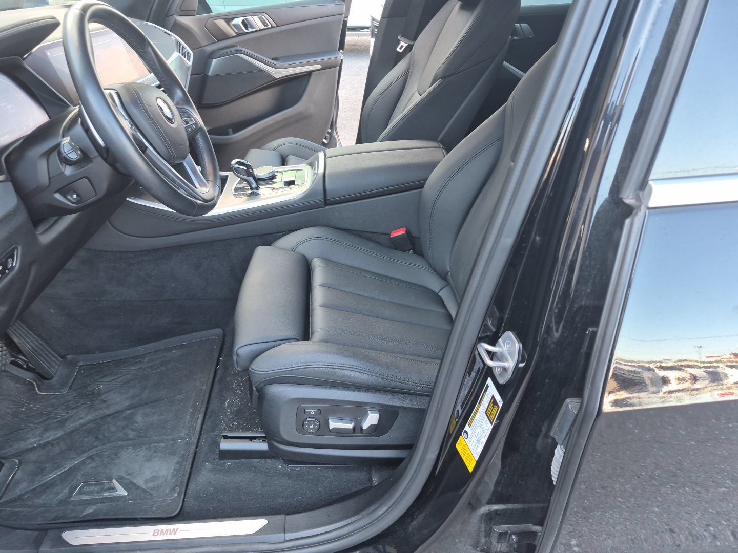 Used 2021 BMW X5 sDrive40i w/ Convenience Package RWD image 7