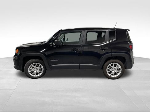 Used 2023 Jeep Renegade Latitude image 21