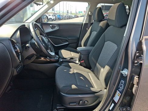 Certified 2023 Kia Soul EX FWD image 13