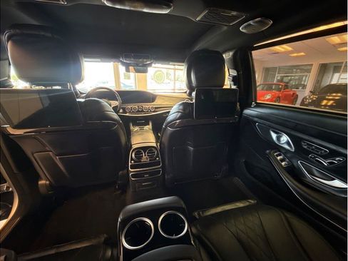Used 2019 Mercedes-Benz Maybach S 560 4MATIC image 62