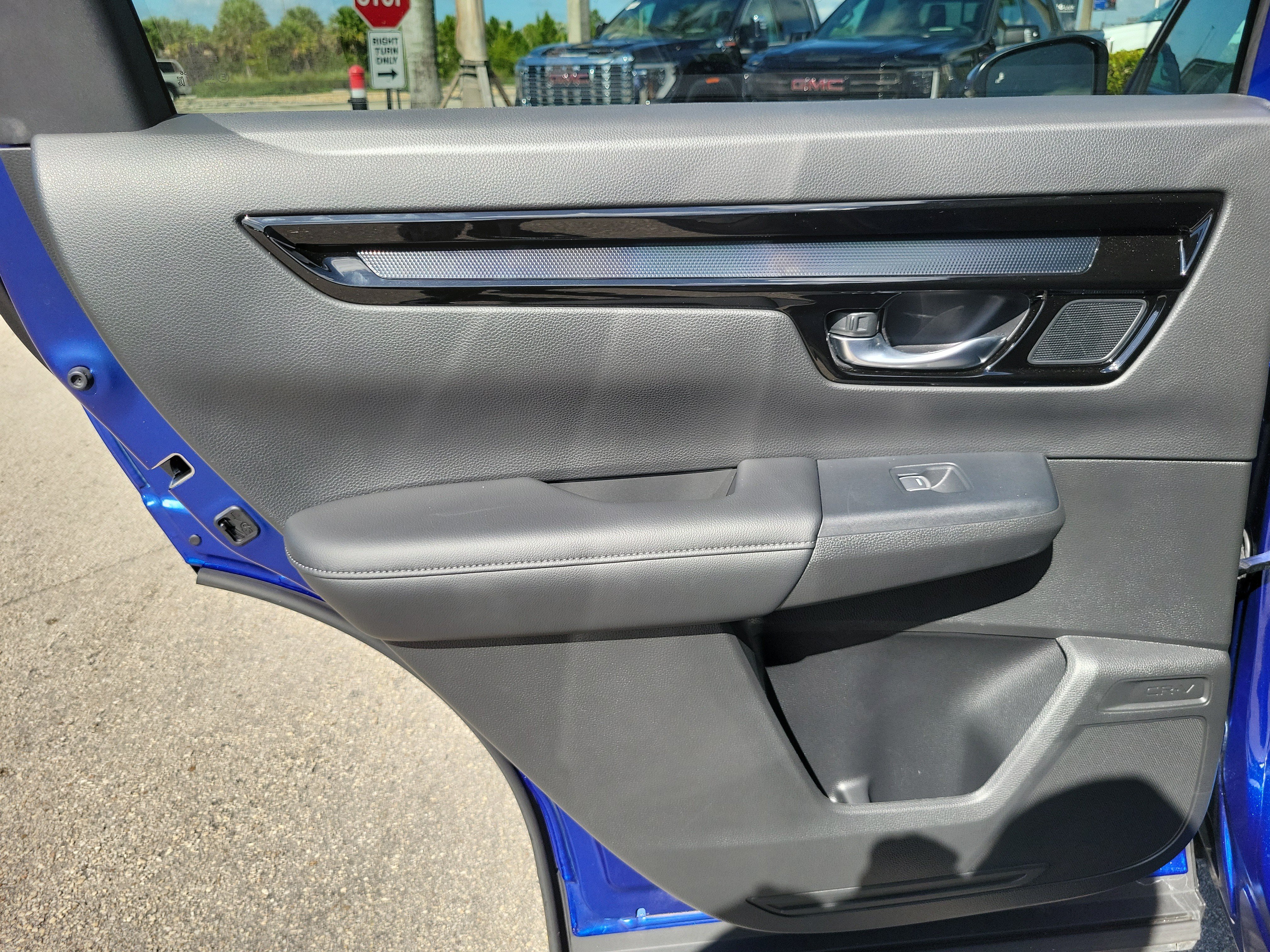 Used 2025 Honda CR-V EX-L image 27