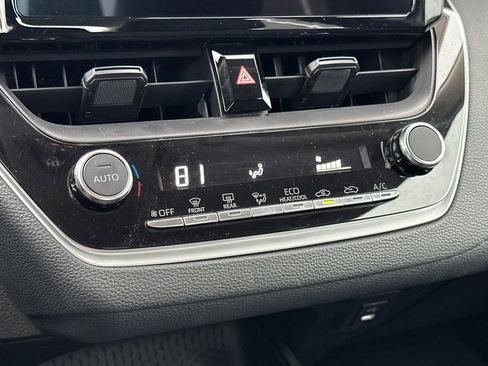 Certified 2025 Toyota Corolla LE image 19