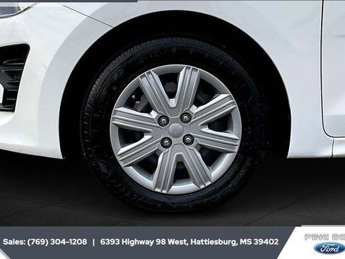Used 2023 Kia Rio S image 7