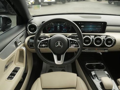 Used 2019 Mercedes-Benz A 220 image 21