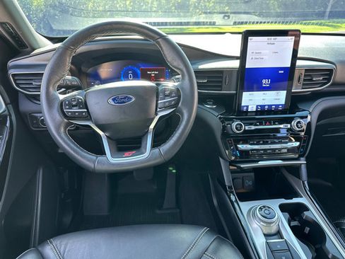 Used 2022 Ford Explorer ST w/ Equipment Group 401A image 16