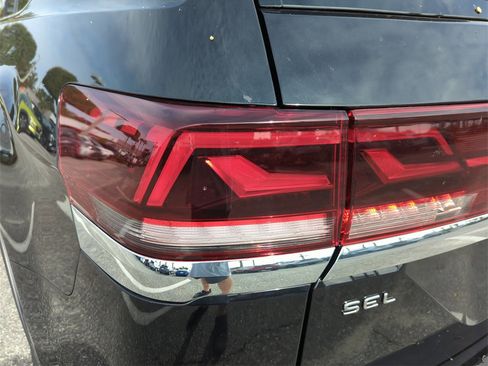 New 2026 Volkswagen Atlas SEL Premium R-Line image 18