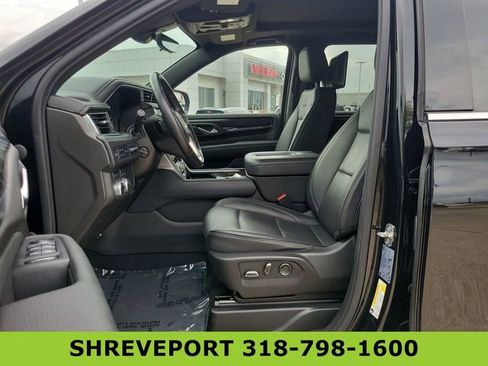 Used 2021 GMC Yukon XL Denali w/ Denali Premium Package AWD/4WD image 20
