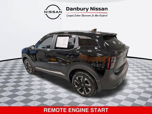 Certified 2025 Nissan Kicks SV w/ SV Premium Package AWD/4WD image 6