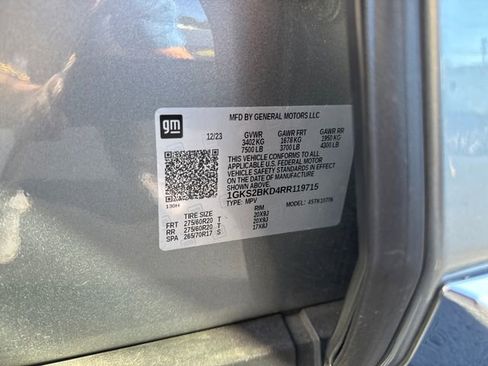 Certified 2024 GMC Yukon SLT w/ SLT Luxury Package image 30