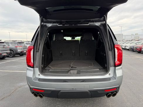 Used 2023 GMC Yukon XL Denali Ultimate AWD/4WD image 49