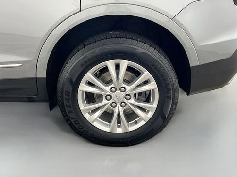 Used 2025 Cadillac XT5 Luxury FWD image 35
