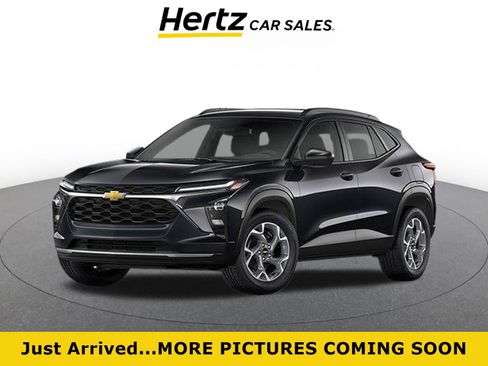 Used 2025 Chevrolet Trax LT w/ LT Convenience Package FWD image 1