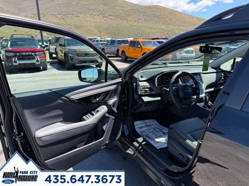 Used 2025 Subaru Outback Onyx Edition AWD/4WD image 11