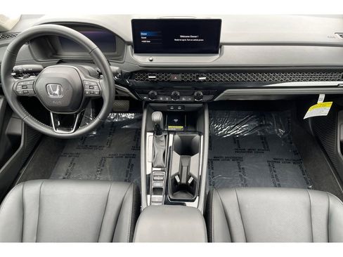 Certified 2025 Honda Accord EX-L image 14