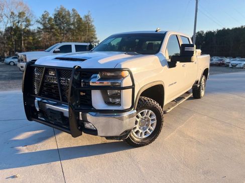 Used 2020 Chevrolet Silverado 2500 LT w/ Convenience Package image 2