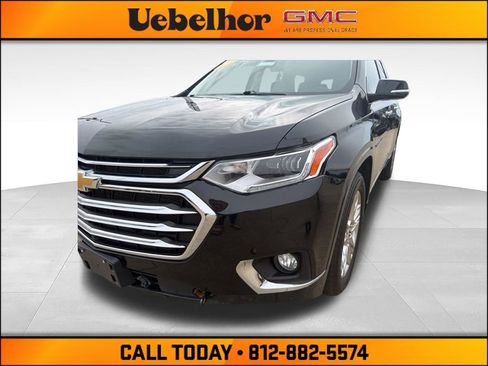 Used 2020 Chevrolet Traverse High Country w/ LPO, Floor Liner Package AWD/4WD image 16