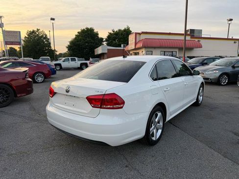 Used 2014 Volkswagen Passat 1.8T SE FWD image 5