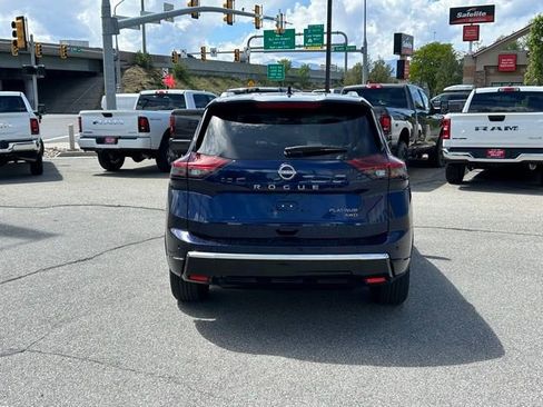 Used 2025 Nissan Rogue Platinum AWD/4WD image 5