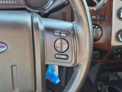 Used 2016 Ford F250 Lariat w/ Lariat Interior Package AWD/4WD image 20