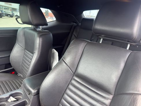 Used 2012 Dodge Challenger R/T Plus RWD image 25