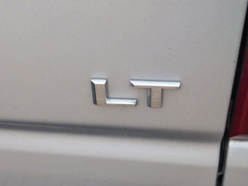 Certified 2022 Chevrolet Silverado 1500 LT AWD/4WD image 30