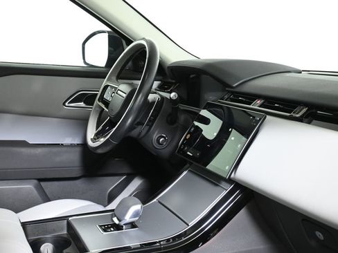 Used 2024 Land Rover Range Rover Velar S image 32