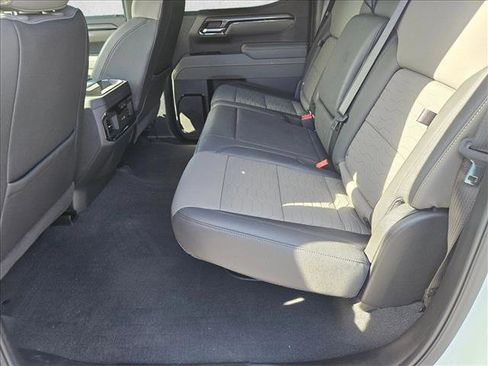 Certified 2025 Chevrolet Silverado 1500 ZR2 w/ Technology Package image 10