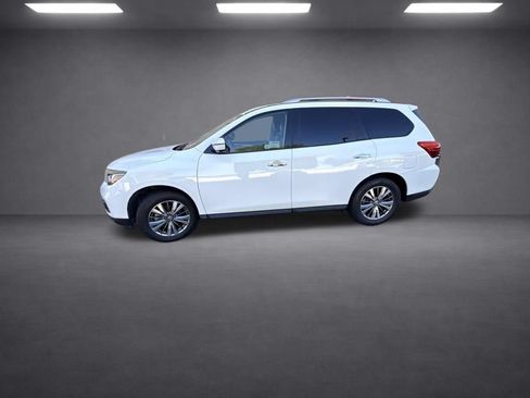 Used 2020 Nissan Pathfinder SL FWD image 5