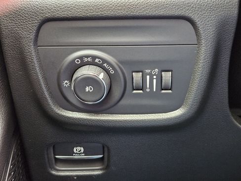 New 2025 Jeep Grand Cherokee Limited image 21