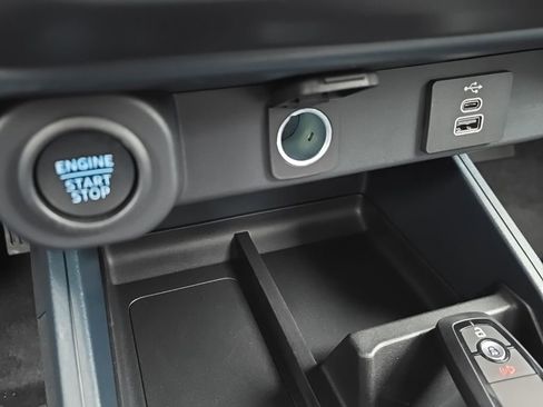 New 2026 Ford Maverick Lobo image 37